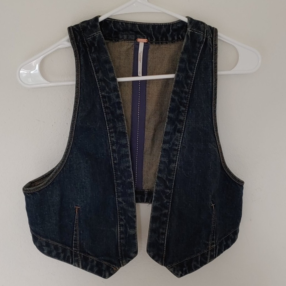 Denim short vest